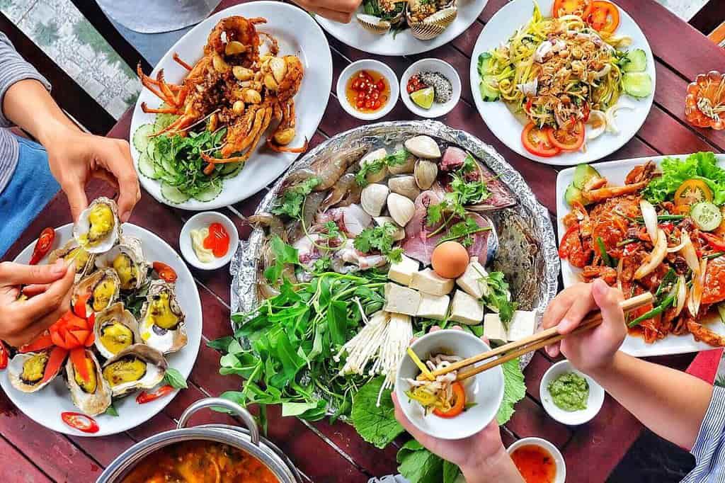 Quan an Ba Ly can gio