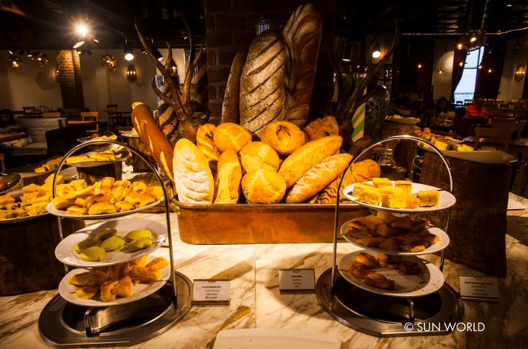 rat nhieu mon an duoc bay tri result